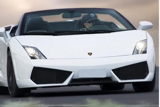 Lamborghini selber fahren - 2 Stunden ab Zürich  
