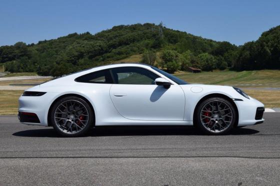 Lambo Huracan & voiture de sport - 6 tours sur circuit + 2 tours gratuits 1 