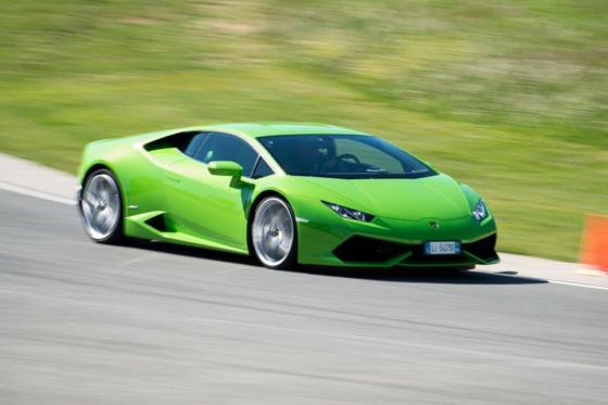 Lambo Huracan & voiture de sport - 6 tours sur circuit + 2 tours gratuits 7 