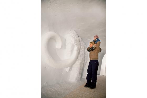 Iglu-Nacht  - & Gleitschirmfliegen für 2 Personen in Davos 14 