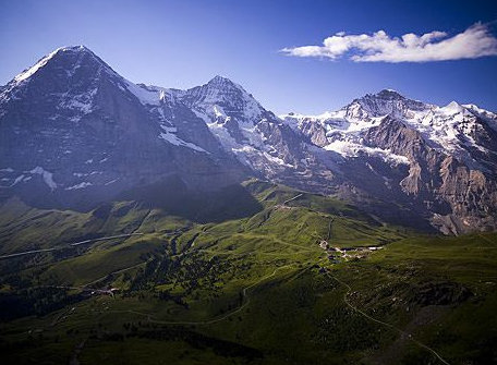Hélicoptère à l' Eiger - 8 minutes pour 1 personne 4  Hélicoptère à l' Eiger - 8 minutes pour 1 personne 4