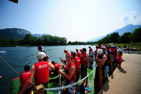 Téléski nautique 1h - Matériel + Repas inclus 4 