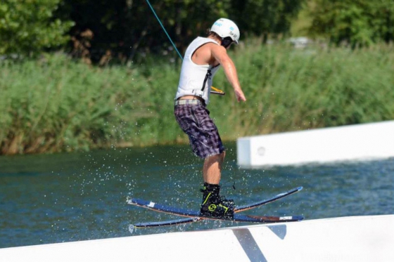 Téléski nautique 2h - Matériel + Repas inclus 1 