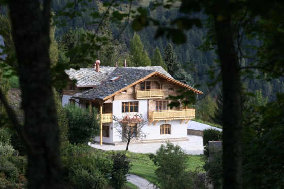Séjour romantique au Chalet Kalbermatten - Accès libre aux Bains d'Ovronnaz + massage + repas + champagne  10 