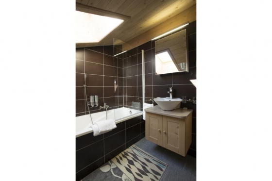 Séjour romantique au Chalet Kalbermatten - Accès libre aux Bains d'Ovronnaz + massage + repas + champagne  17 