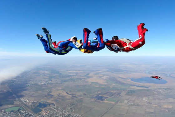 Saut en parachute pour débutant - avec cours d'entraînement pour saut en solo. 3 