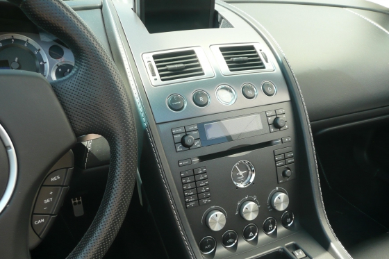 Aston Martin V8 Vantage - 30min Aston Martin fahren 4 