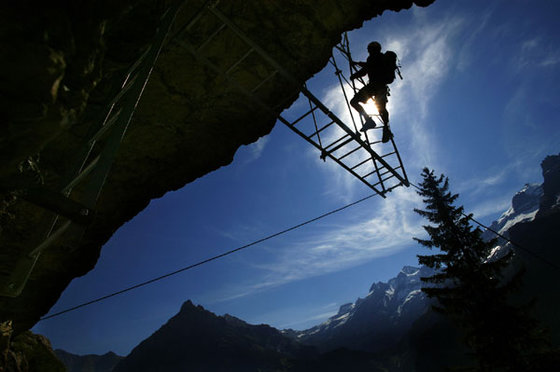 Via ferrata avec guide - Magnifique sortie sur l'Allmenalp 5  Via ferrata avec guide - Magnifique sortie sur l'Allmenalp 5