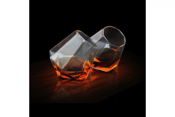 Diamant Gläser 2er Set - Ideal für Spirituosen  