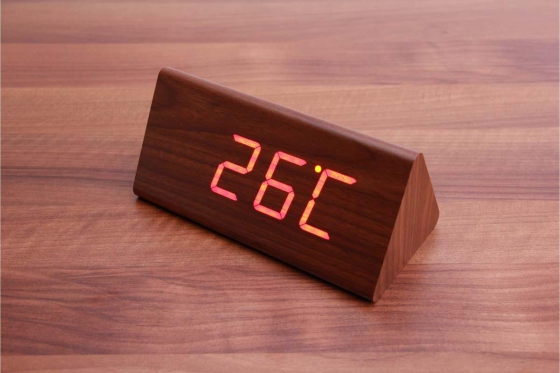 Wooden LED Wecker  - The Temple braun 1 