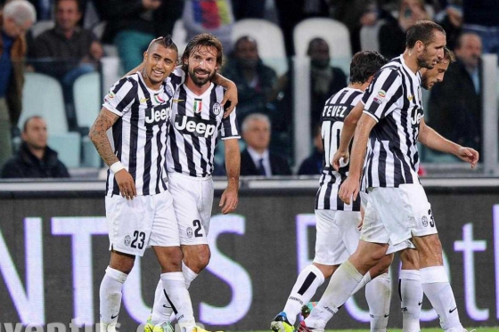 Juventus Turin Tickets - Package für 2 inkl. 1 Übernachtung 2 