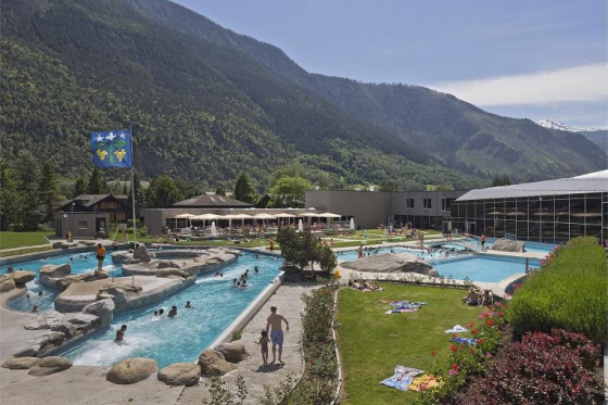 Wasserspass im Thermalbad - Tageseintritt für ein Kind 1 