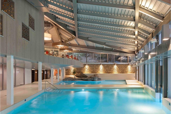 Wasserspass im Thermalbad - Tageseintritt für ein Kind 2 