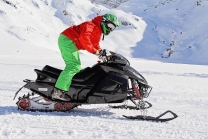 Motoneige à Engelberg - 25 minutes de snowcross, pour 1 personne