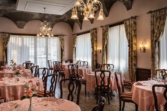 Séjour à Locarno pour 2 - Inclus une pizza & glace à l'hôtel Dell'Angelo 9  Séjour à Locarno pour 2 - Inclus une pizza & glace à l'hôtel Dell'Angelo 9