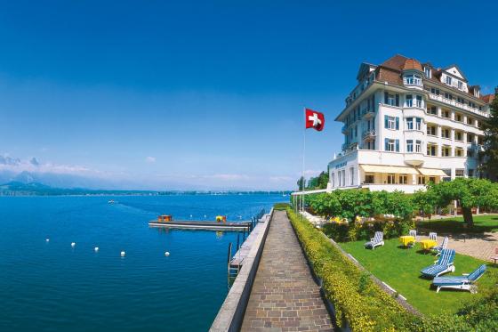 Séjour au bord du lac de Thoune - Nuit en loveroom, dîner aux chandelles et bouteille de Prosecco inclus  
