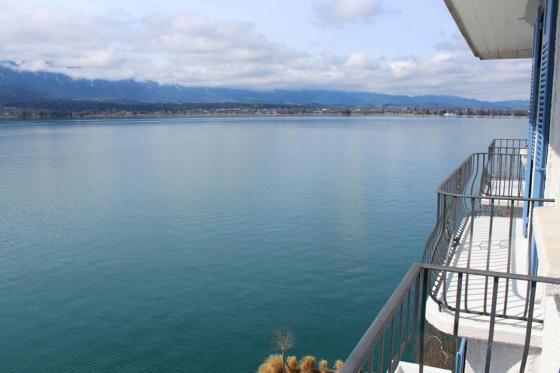 Séjour au bord du lac de Thoune - Nuit en loveroom, dîner aux chandelles et bouteille de Prosecco inclus 11 
