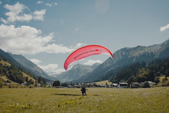Parapente à Davos - Vol en haute altitude à plus de 2500 m. 8  Parapente à Davos - Vol en haute altitude à plus de 2500 m. 8