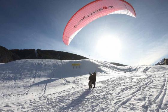 Parapente à Davos - Vol en haute altitude à plus de 2500 m. 15  Parapente à Davos - Vol en haute altitude à plus de 2500 m. 15