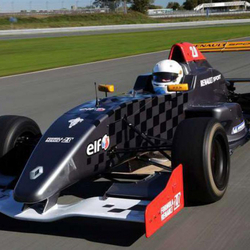 Formule Renault 2.0, 8 tours de circuit