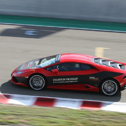 Lamborghini Huracan, 3 Runden auf der Rennstrecke