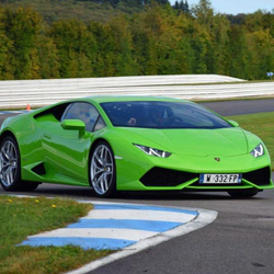 3 voitures de sport, 9 tours sur circuit + 3 tours gratuits