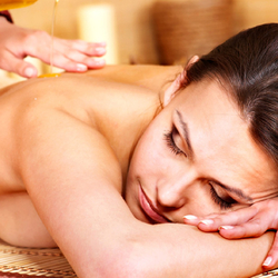 Thai Aromaöl Massage, Massage mit ätherischen Ölen