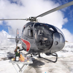 Lausanne Helikopterflug, mit Apéro für 4 Personen