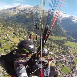 Parapente aux Diablerets , avec 30 photos souvenirs incluses