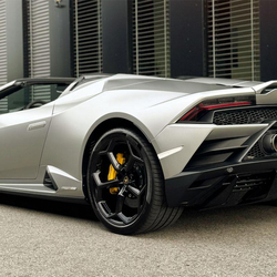 Lamborghini Huracan EVO Spyder, 6h Miete inkl. 150 Freikilometer