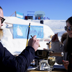 Fondue Spass, im Iglu für 2 Personen