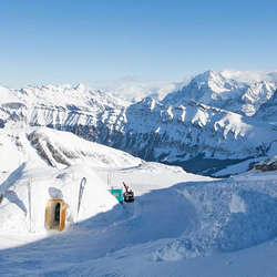 Iglu Übernachtung Family, für 1 Kind und 2 Erwachsene inkl. Fondue & Schneeschuhtour