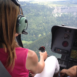 Piloter un hélicoptère, 40 minutes pour 1 personne à Gruyères