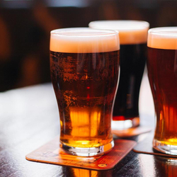 Abo de bières artisanales suisses, livraison à la maison durant 3 mois + set de dégustation