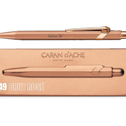 Caran d'Ache Kugelschreiber 849Roségold, mit Gravur und Etui