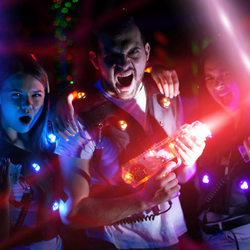 Lasertag in Schwerzenbach , 3 Spielrunden zu je 12 Minuten | Erwachsene
