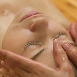 Ayurveda Edelsteinstab,  Gutschein Kopf & Füsse, 2 Stunden