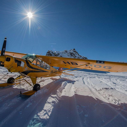 Avion glacier PA-18 "Super Cub", 60 minutes de vol pour 1 personne