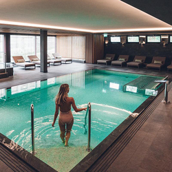 Rock & Wellness in Davos, 1 Nacht mit Frühstück und Wellness-Zugang für 2 Personen