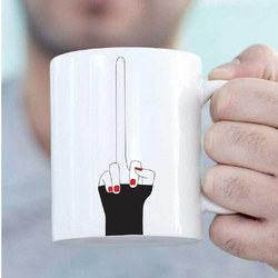 Tasse, Mittelfinger