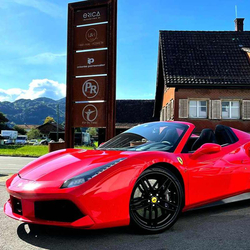 Ferrari 488 Spider, 3h mieten inkl. 100 Freikilometer