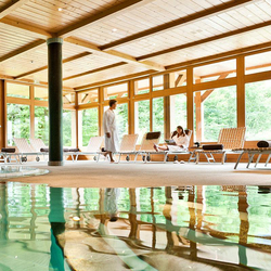 Day Spa Deluxe & Sushi in Gstaad, inkl. Sushi, Zugang zu den Pools und Wellnessbereich | 2 Personen