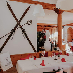 Eine Gastronomische Reise , 6 Gang Menü in Davos exkl. Getränke