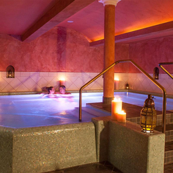 Wellness Tag im aquabasilea, inkl. 50min Massage, Sauna & Hamam