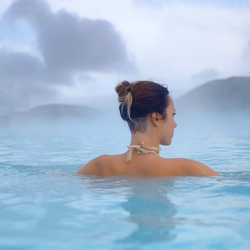 Wellness & Fondue in den Bergen, 1 Nacht inkl. Halbpension & Eintritt in die Thermalbäder