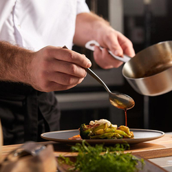 Privat Koch Candle light Dinner, 4-Gang Menü bei Ihnen zu Hause, für 2 Personen