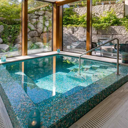 Day Spa in Zürich, im FIVE Hotel inkl. Zugang zum Pool, Sauna & Dampfbad für 1 Person