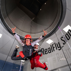 Hotel & Bodyflying in Sion, Übernachtung & Freifallsimulator im Windkanal für 2 Personen