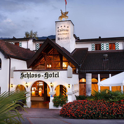 Nuitée au château, au bord du lac, dîner aux chandelles inclus