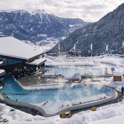 Day spa à Ovronnaz, avec accès illimité aux bains et au spa pour 2 personnes